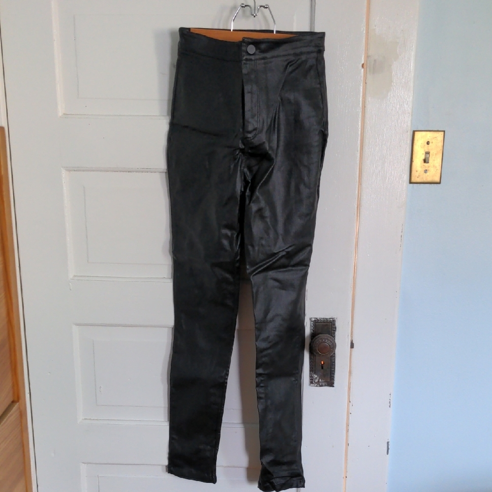 Black High-Waisted Pants